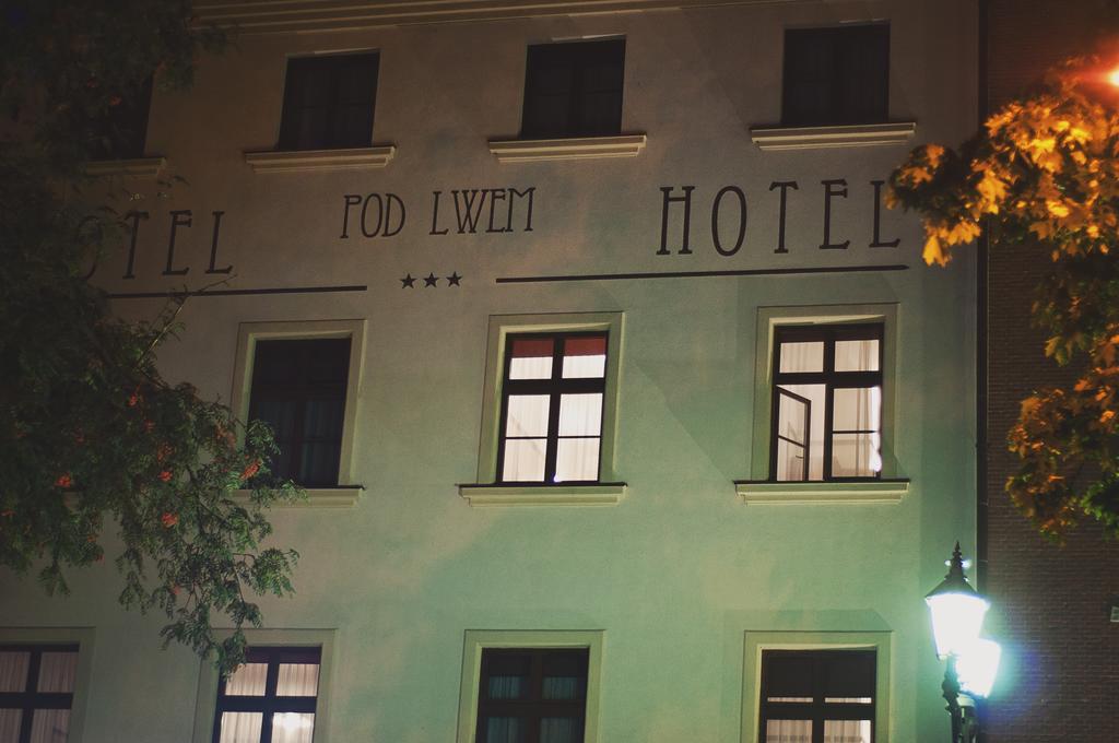 Hotel Pod Lwem Elblag Exterior foto